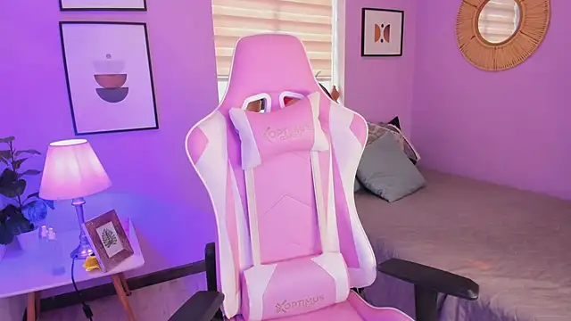 Ema wett online show from December 2025 07:45:02 PM