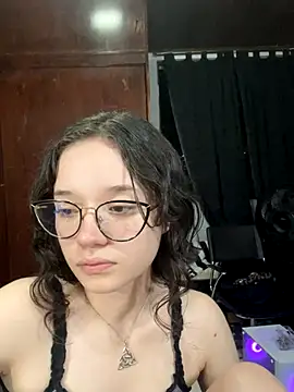 sukubo   online show from December 2025 04:19:01 AM