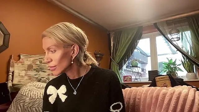 xl uk top trans online show from January 2026 11:23:01 AM