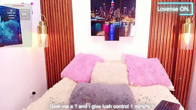 Emily Vaughan online show from October 2025 03:24:02 AM