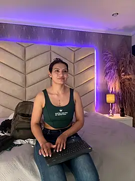 samiradoll online show from September 2025 02:44:01 PM