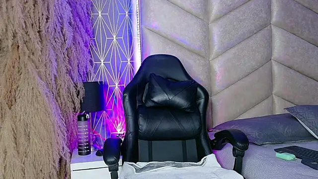 samiradoll online show from December 2025 03:11:01 AM