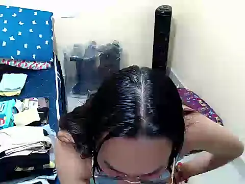 missblu online show from November 2025 04:12:02 AM