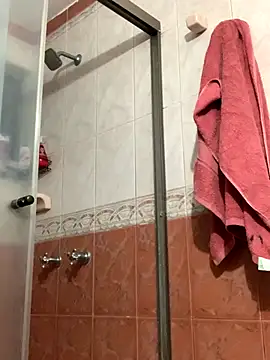 Snapshot of La-Gatatrans chatting on October 2025 11:58:01 PM La-Gatatrans online show from October 2025 11:58:01 PM