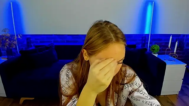 Snapshot of MilaAddams chatting on October 2025 06:37:02 AM MilaAddams online show from October 2025 06:37:02 AM