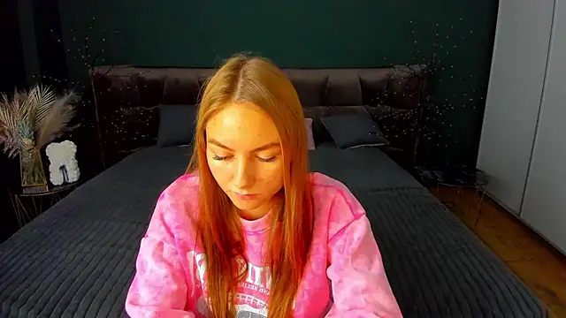 Snapshot of MilaAddams chatting on November 2025 06:35:02 AM MilaAddams online show from November 2025 06:35:02 AM