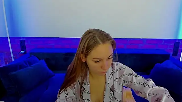 Snapshot of MilaAddams chatting on November 2025 06:36:02 AM MilaAddams online show from November 2025 06:36:02 AM