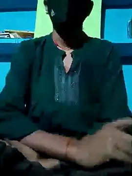 Pari queen 44 online show from October 2025 08:22:02 PM