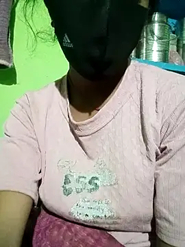 Pari queen 44 online show from October 2025 10:11:01 PM