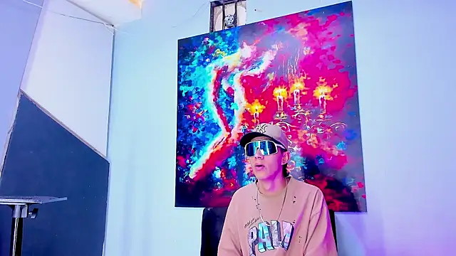 Dante Brown1  online show from October 2025 09:35:01 PM