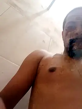 Snapshot of PauMolao85 chatting on December 2025 03:30:01 PM PauMolao85 online show from December 2025 03:30:01 PM