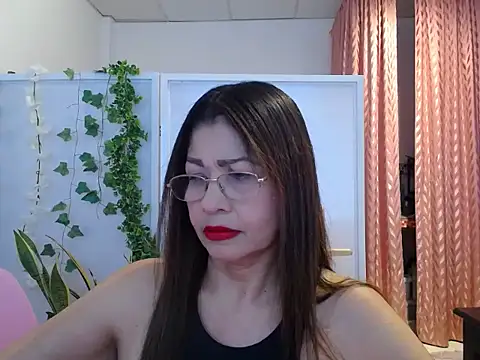 Snapshot of Manuela_lara_ chatting on September 2025 02:43:02 PM Manuela lara  online show from September 2025 02:43:02 PM