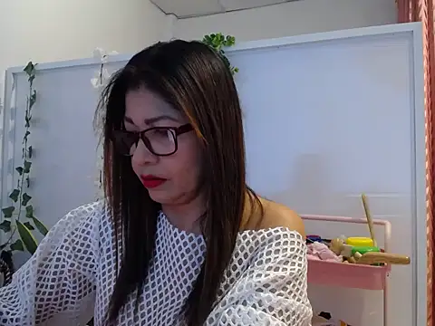 Snapshot of Manuela_lara_ chatting on October 2025 03:00:01 PM Manuela lara  online show from October 2025 03:00:01 PM