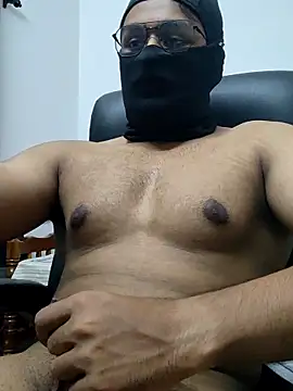 Snapshot of Rockky79 chatting on April 2026 05:04:02 PM Rockky79 online show from April 2026 05:04:02 PM