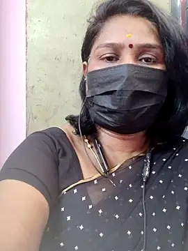 Snapshot of Tamil_Azhaghi25 chatting on June 2026 06:10:02 AM Tamil Azhaghi25 online show from June 2026 06:10:02 AM