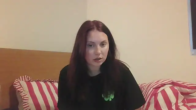 RoseMaee online show from October 2025 03:57:02 PM