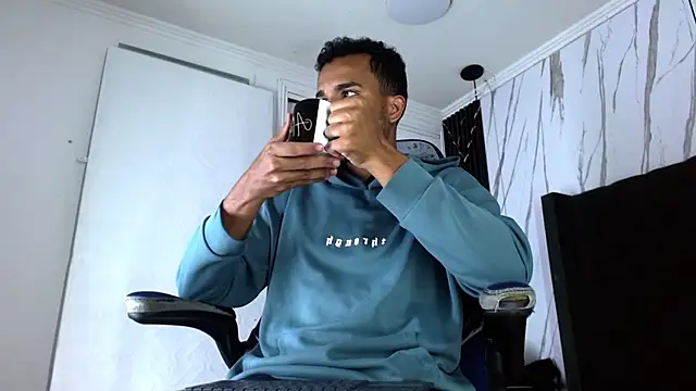 aston xvera online show from October 2025 03:31:02 AM