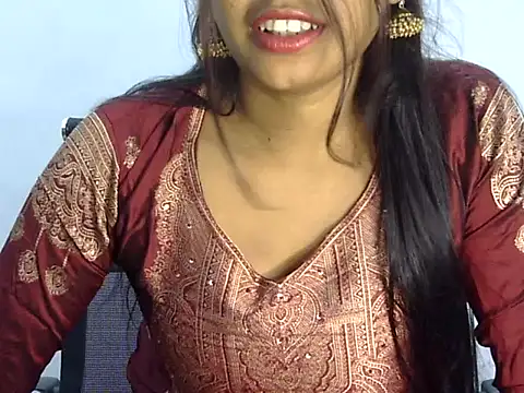 Hott Noor online show from October 2025 04:41:01 PM