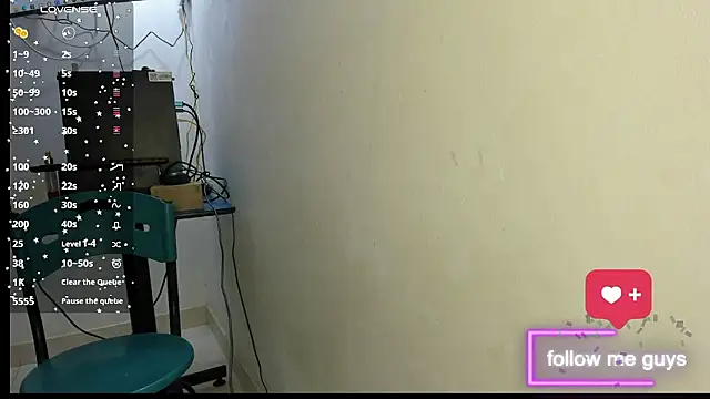 lunna noir online show from January 2026 08:36:01 PM