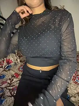 Snapshot of STRIP_GLOW chatting on December 2025 07:53:02 PM STRIP GLOW online show from December 2025 07:53:02 PM