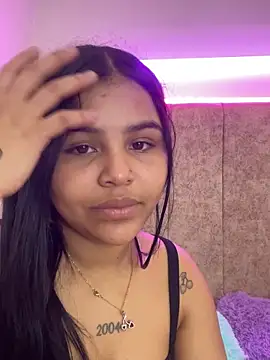 Snapshot of Brunette_Messy1 chatting on October 2025 09:35:02 PM Brunette Messy1 online show from October 2025 09:35:02 PM