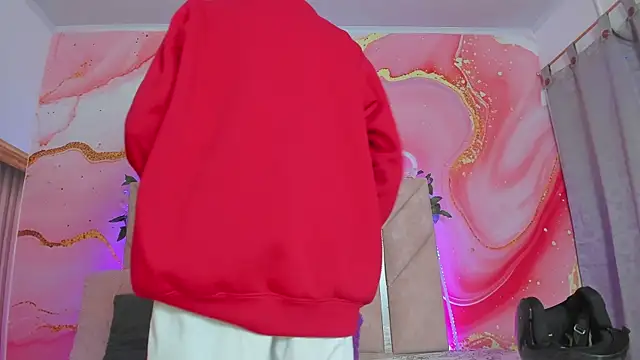 Taylor oriana  online show from November 2025 10:58:02 AM