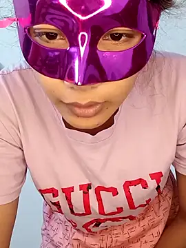 Snapshot of new_coupleee chatting on September 2025 05:35:02 PM new coupleee online show from September 2025 05:35:02 PM