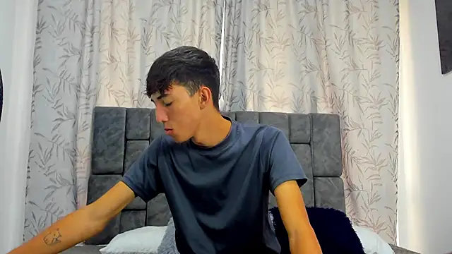 Maikol Ortiz online show from December 2025 12:32:02 PM