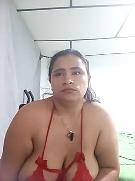 Snapshot of SaraDirty- chatting on October 2025 04:19:02 AM SaraDirty- online show from October 2025 04:19:02 AM