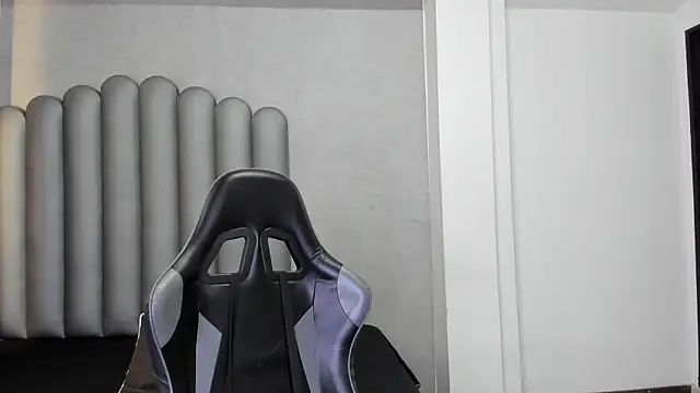 Charlotte-Star online show from December 2025 08:50:02 PM