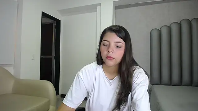 Charlotte-Star online show from December 2025 08:46:01 PM