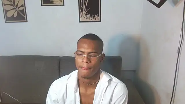 Snapshot of criss_zuri chatting on September 2025 11:25:01 AM criss zuri online show from September 2025 11:25:01 AM