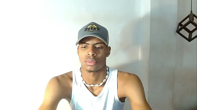 Snapshot of criss_zuri chatting on October 2025 11:57:02 AM criss zuri online show from October 2025 11:57:02 AM