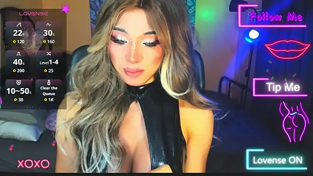 Snapshot of xUrGoddess_Bellax chatting on November 2025 02:33:01 PM xUrGoddess Bellax online show from November 2025 02:33:01 PM