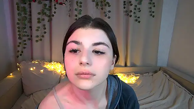 Snapshot of pyro_flerrr chatting on September 2025 06:52:02 PM pyro flerrr online show from September 2025 06:52:02 PM