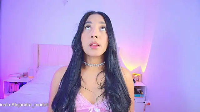 Megan ale online show from January 2026 12:03:02 AM