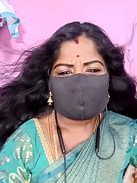 Snapshot of tamilammukuttyy chatting on March 2026 05:24:01 AM tamilammukuttyy online show from March 2026 05:24:01 AM