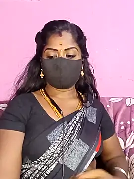 Snapshot of tamilammukuttyy chatting on April 2026 07:14:01 AM tamilammukuttyy online show from April 2026 07:14:01 AM