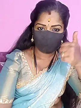 Snapshot of tamilammukuttyy chatting on April 2026 03:42:01 AM tamilammukuttyy online show from April 2026 03:42:01 AM