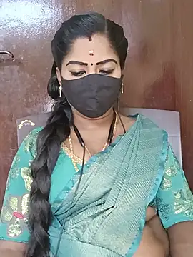Snapshot of tamilammukuttyy chatting on July 2026 02:53:02 AM tamilammukuttyy online show from July 2026 02:53:02 AM