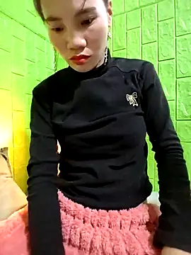 Snapshot of Tin_tanny chatting on December 2025 01:10:01 AM Tin tanny online show from December 2025 01:10:01 AM