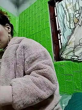 Snapshot of Tin_tanny chatting on December 2025 12:38:02 AM Tin tanny online show from December 2025 12:38:02 AM