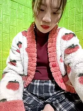 Snapshot of Tin_tanny chatting on January 2026 01:04:02 PM Tin tanny online show from January 2026 01:04:02 PM