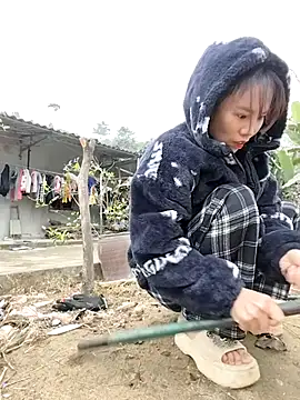 Snapshot of Tin_tanny chatting on January 2026 12:46:02 AM Tin tanny online show from January 2026 12:46:02 AM