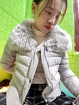 Snapshot of Tin_tanny chatting on January 2026 12:57:02 AM Tin tanny online show from January 2026 12:57:02 AM