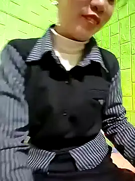 Snapshot of Tin_tanny chatting on January 2026 11:39:02 PM Tin tanny online show from January 2026 11:39:02 PM