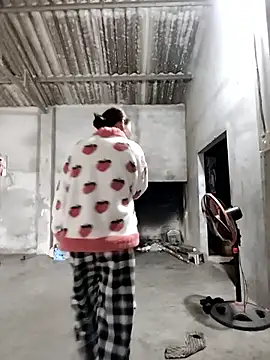 Snapshot of Tin_tanny chatting on January 2026 01:00:02 AM Tin tanny online show from January 2026 01:00:02 AM