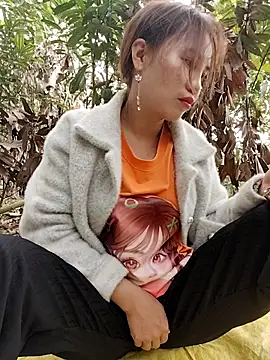 Snapshot of Tin_tanny chatting on March 2026 01:08:01 AM Tin tanny online show from March 2026 01:08:01 AM