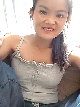 xinhxinhcute online show from October 2025 11:18:01 PM