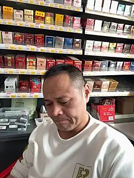 dajiba4718 online show from December 2025 01:47:01 AM